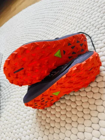 Used Orange Asics Trail Running Schuhe Gore-Tex bike — image 4 of 4