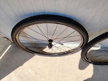 Used Mavic allroad allu 2023 bike — image 3 of 7