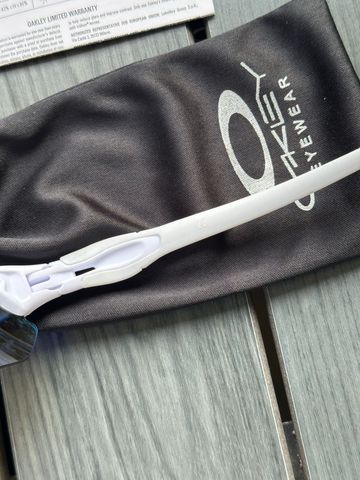 Tweedehands Oakley Radar Ev Path sunglass 2026 bike — afbeelding 7 van 9