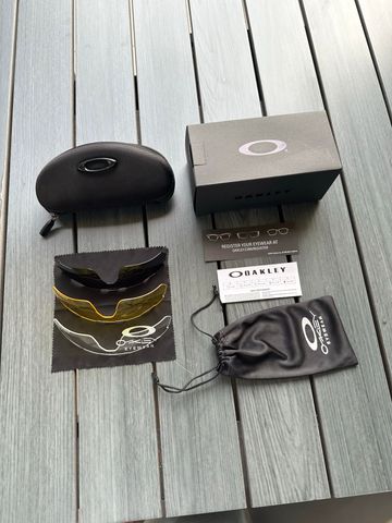 Tweedehands Oakley Radar Ev Path sunglass 2026 bike — afbeelding 9 van 9