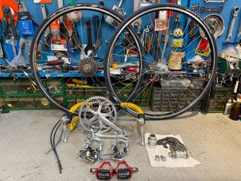 Used Shimano DURA-ACE 7400. 8v. COMPLETO CON RUOTE 7700. 1983 Groupset