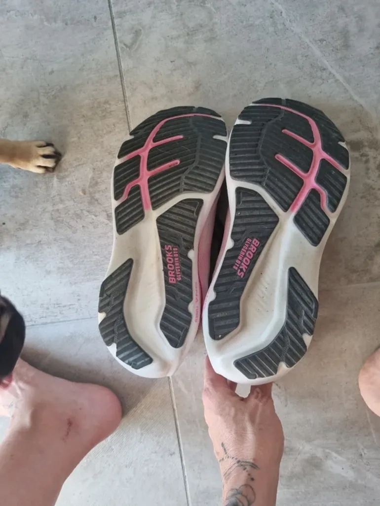 Used Brooks Glycerin 23 GTS bike — image 3 of 9
