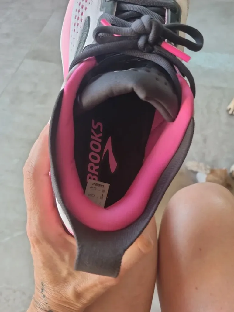 Used Brooks Glycerin 23 GTS bike — image 7 of 9