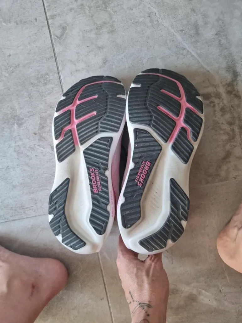 Used Brooks Glycerin 23 GTS bike — image 5 of 9