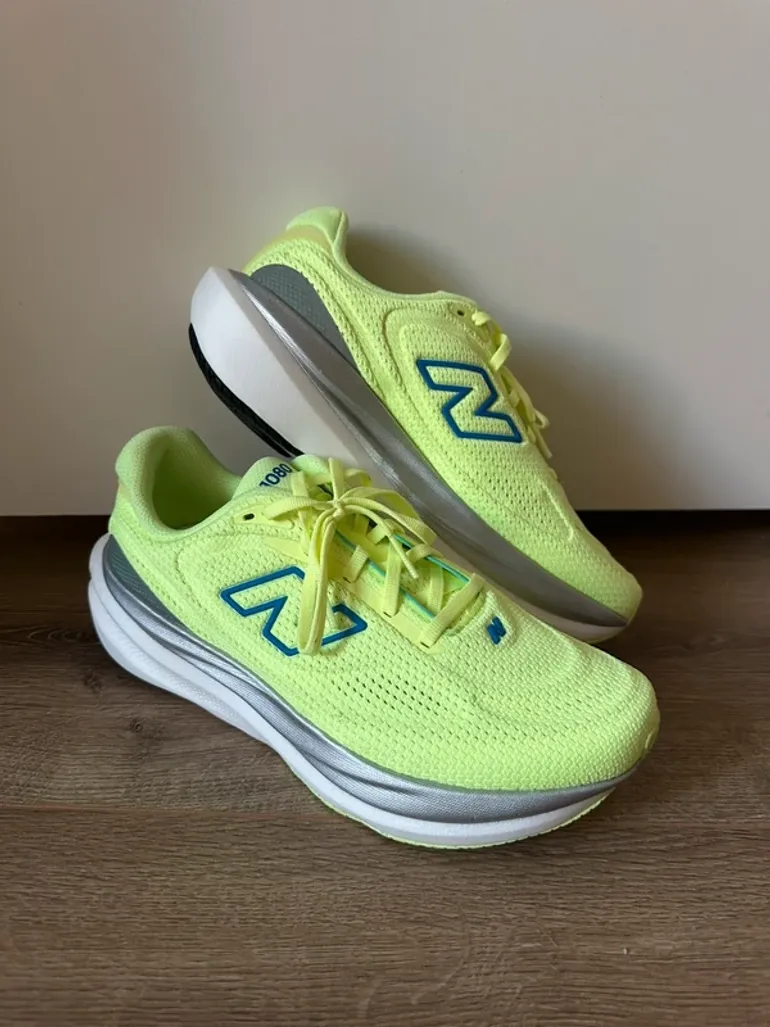 Used New Balance 1080 bike — image 5 of 8