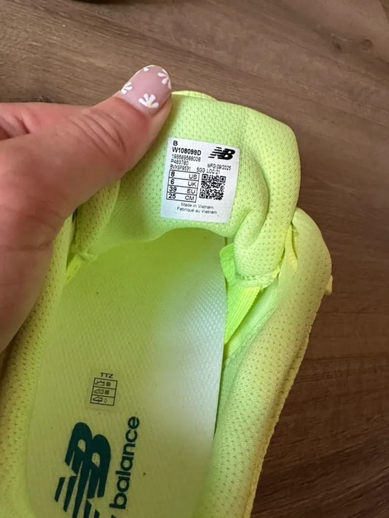 Used New Balance 1080 bike — image 8 of 8