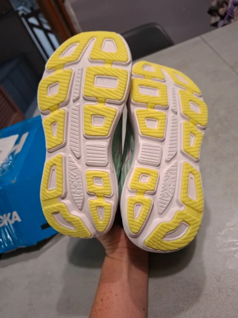 Tweedehands Hoka Bondi 9 bike — afbeelding 6 van 8