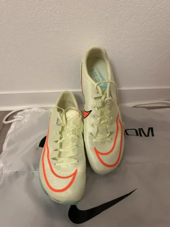 Used Nike Air Zoom Maxfly bike — image 3 of 5