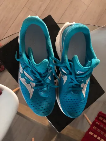 Used Saucony Endorphin speed 4 Running Shoes