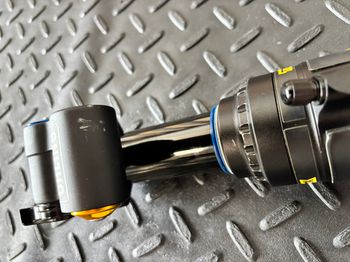 Brugt Öhlins TTX2Air m.2 2024 bike — billede 4 af 5
