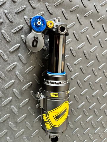 Gebrauchtes Öhlins TTX2Air m.2 2024 bike — Bild 1 von 5