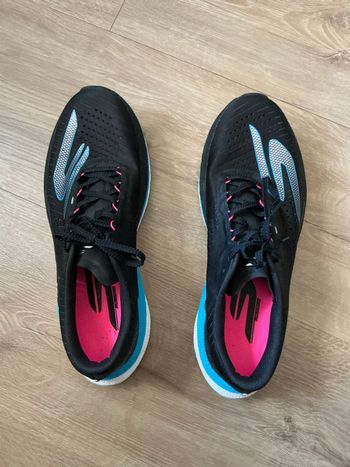 Used sketcher Aero Razor 2026 Running Shoes