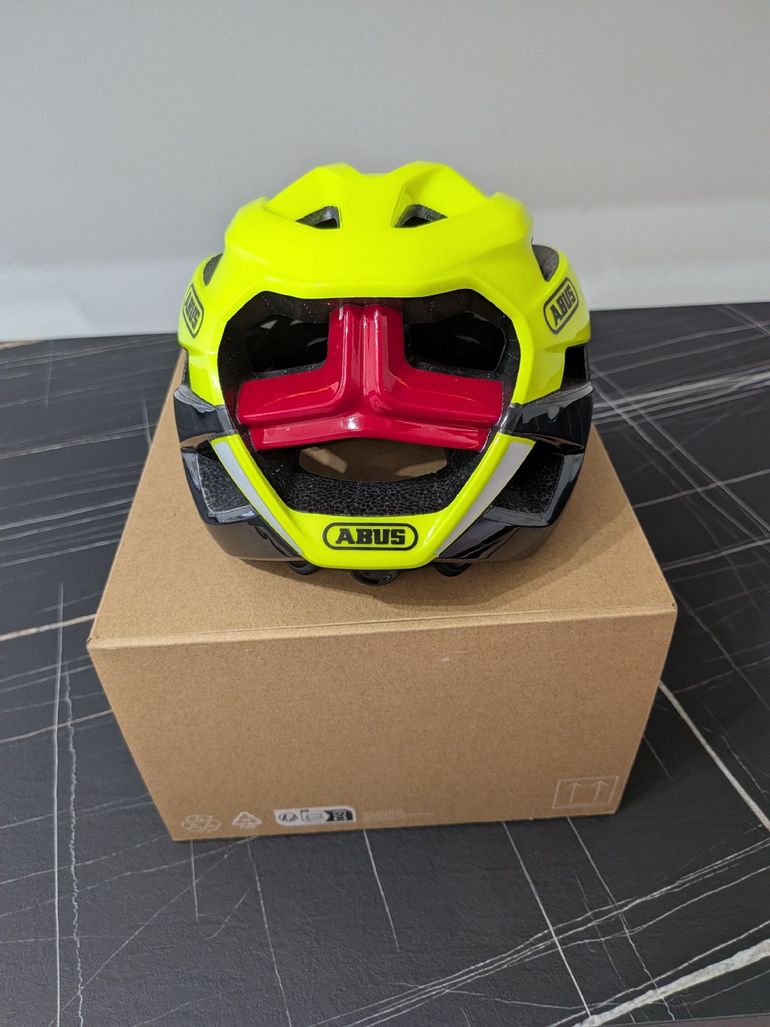Used ABUS Helmet 2026 bike — image 2 of 6