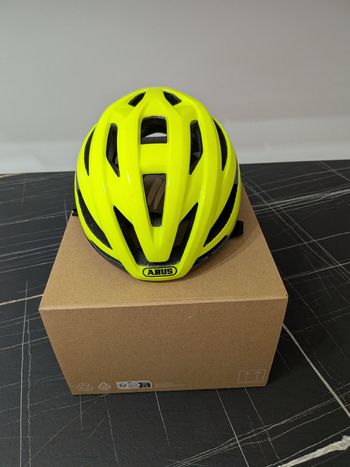 Used ABUS Helmet 2026 bike — image 3 of 6