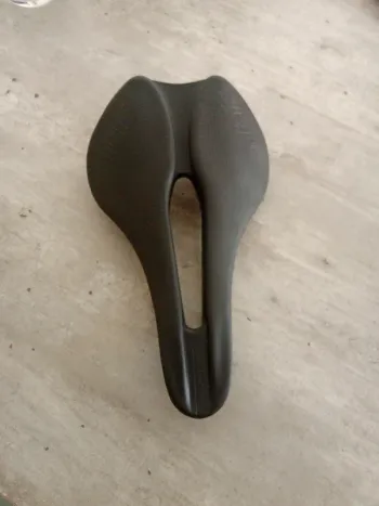 Used Selle Italia Boost Saddles & Seatposts