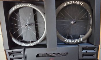 Brugt Roval Rapide CLX Team Wheelset 2024 bike — billede 2 af 7