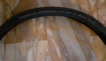Used Arisun Gravel Plus Gravel Plus 700 Tyres & Tubes