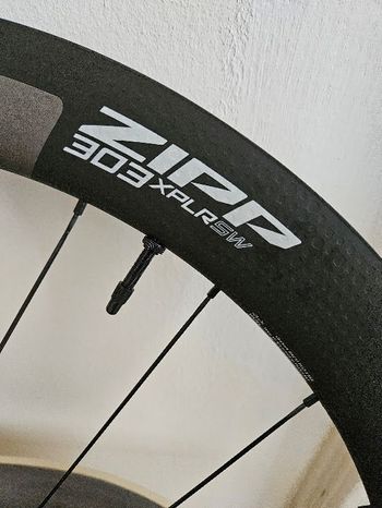 Brugt Zipp 303 XPLR SW Carbon Wheelset 2026 Wheels
