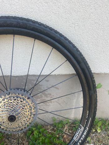 Used Dt Swiss E1850 2025 bike — image 2 of 7