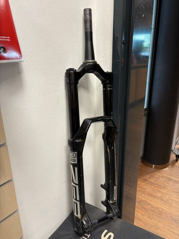 Brugt RockShox Zeb Ultimate Charger 2.1 2022 Fork