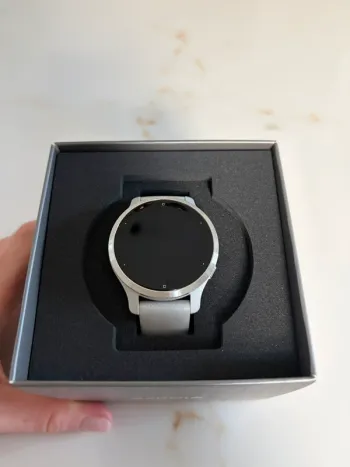 Used Garmin Venu 2s bike — image 2 of 7