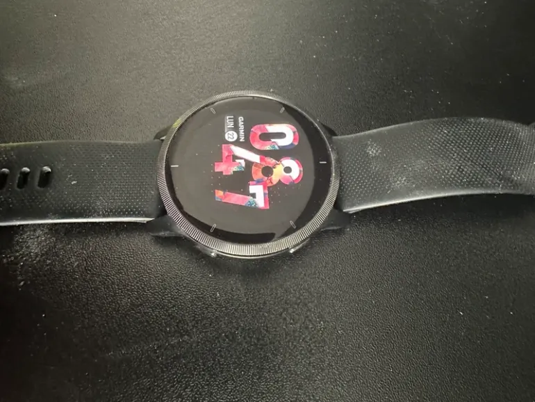 Used Garmin Venu 2 bike — image 3 of 11