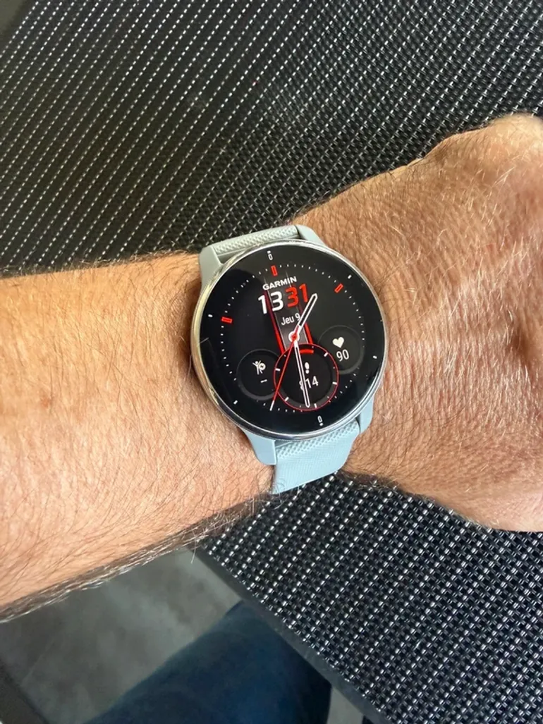 Used Garmin Venu 2 Plus bike — image 4 of 6