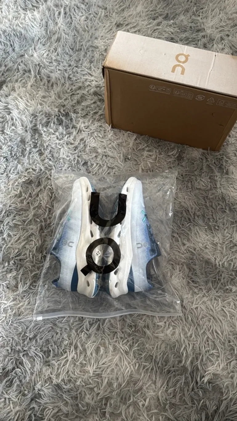 Tweedehands On Running Cloud bike — afbeelding 2 van 3