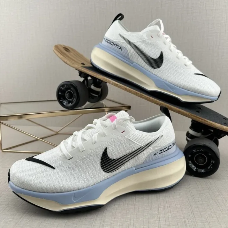 Nike ZoomX Invincible Run Flyknit bike usato — immagine 3 di 3