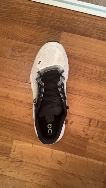 On Running On Shoes bike d'occasion — image 7 sur 7
