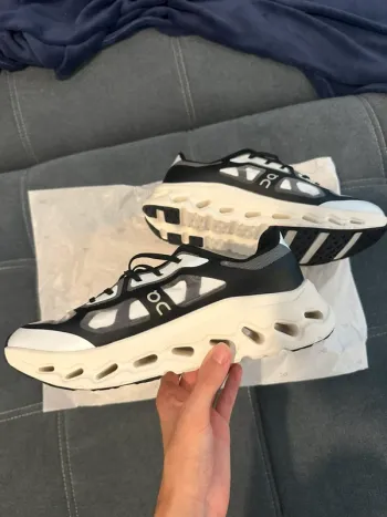Used On Running Cloudtilt Remix Running Shoes
