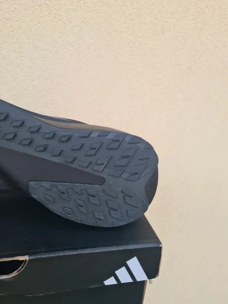 Used Adidas Adizero evo sl ATR bike — image 10 of 14