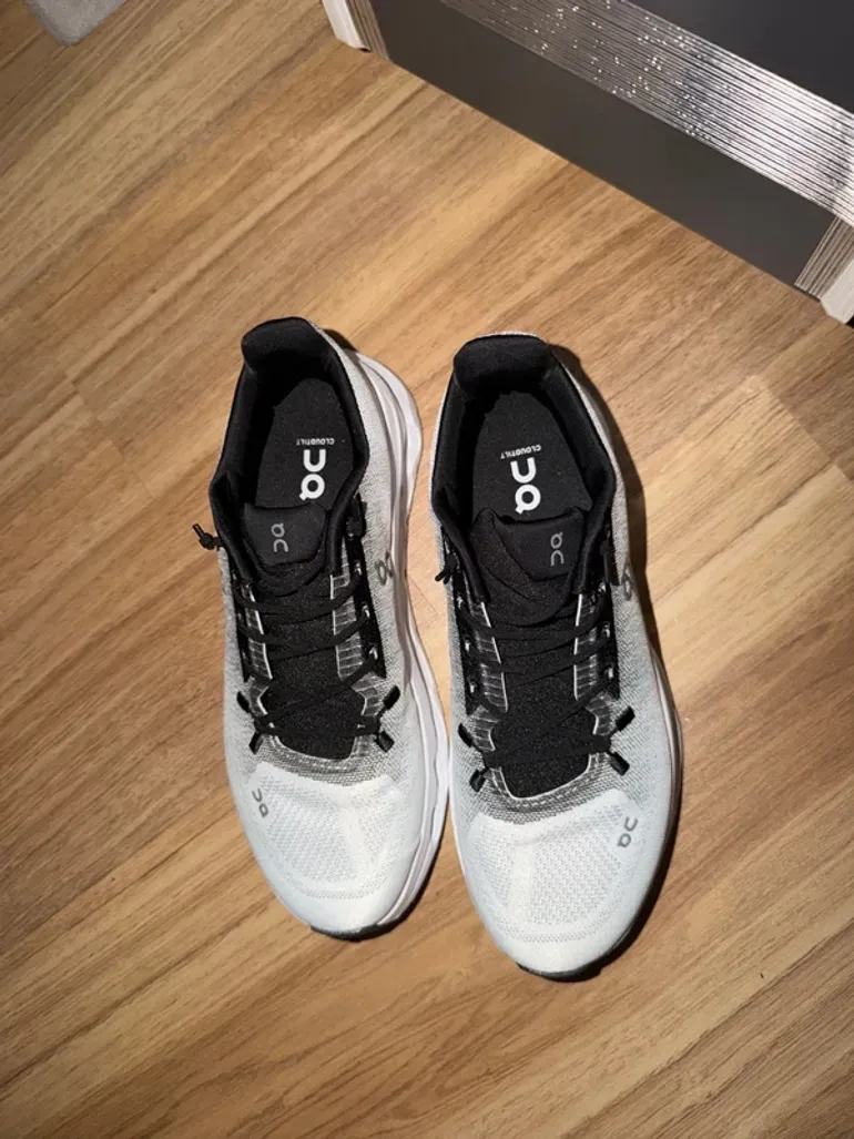 Used On Running On Noir Blanc bike — image 2 of 2