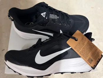 Used Pegasus Nike ACG Trail Running Shoes