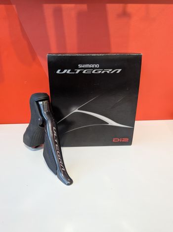 Shimano Ultegra ST-R8070-R Brakes usato