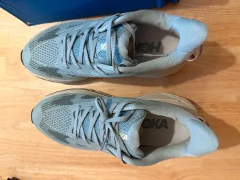 Hoka Challenger 8 bike d'occasion — image 3 sur 5