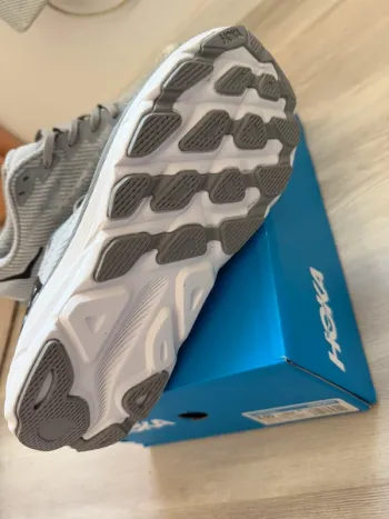 Used Hoka Clifton 9 bike — image 3 of 4