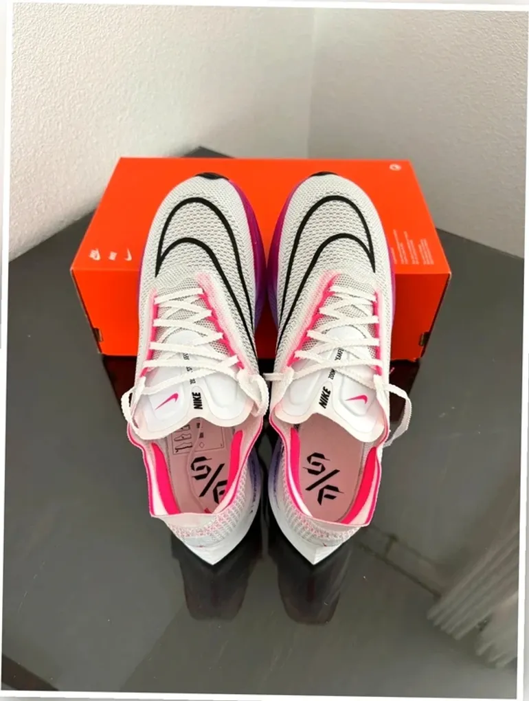 Used White Nike ZoomX Streakfly bike — image 7 of 10