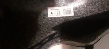 Used Decathlon Helmet bike — image 4 of 6