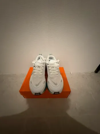 Brugt Nike Vomero Running Shoes