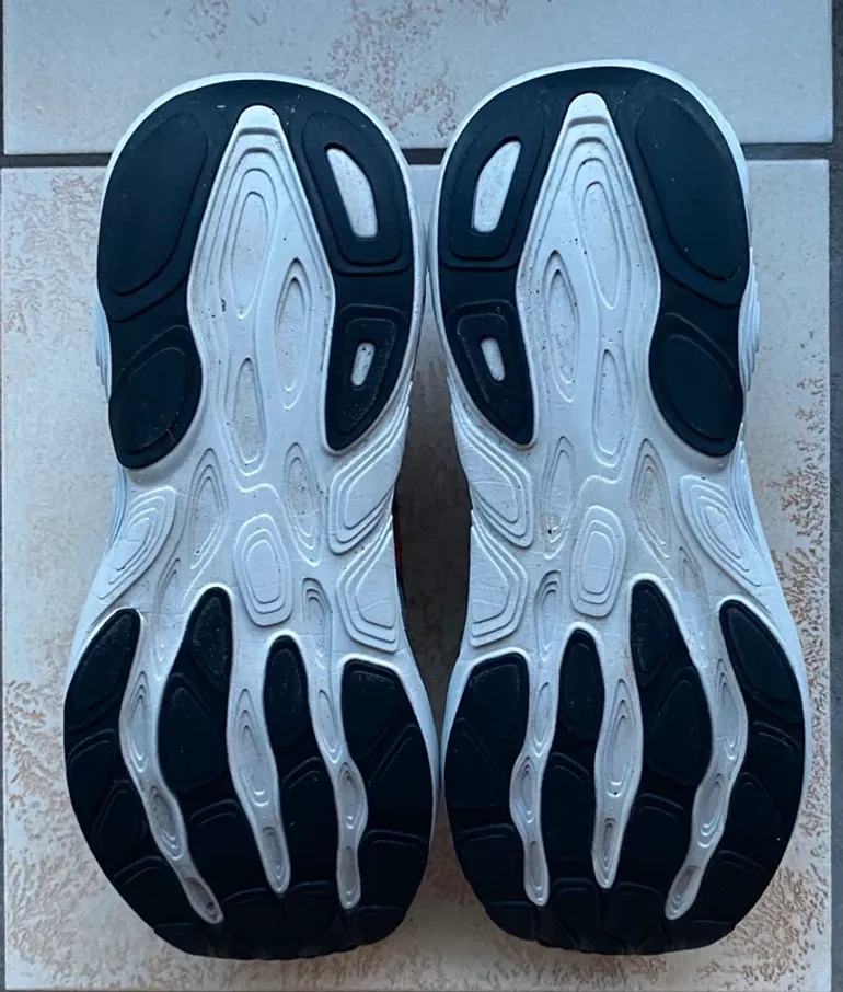 Gebrauchtes New Balance Laufschuhe Herren Gr. 43 bike — Bild 5 von 7