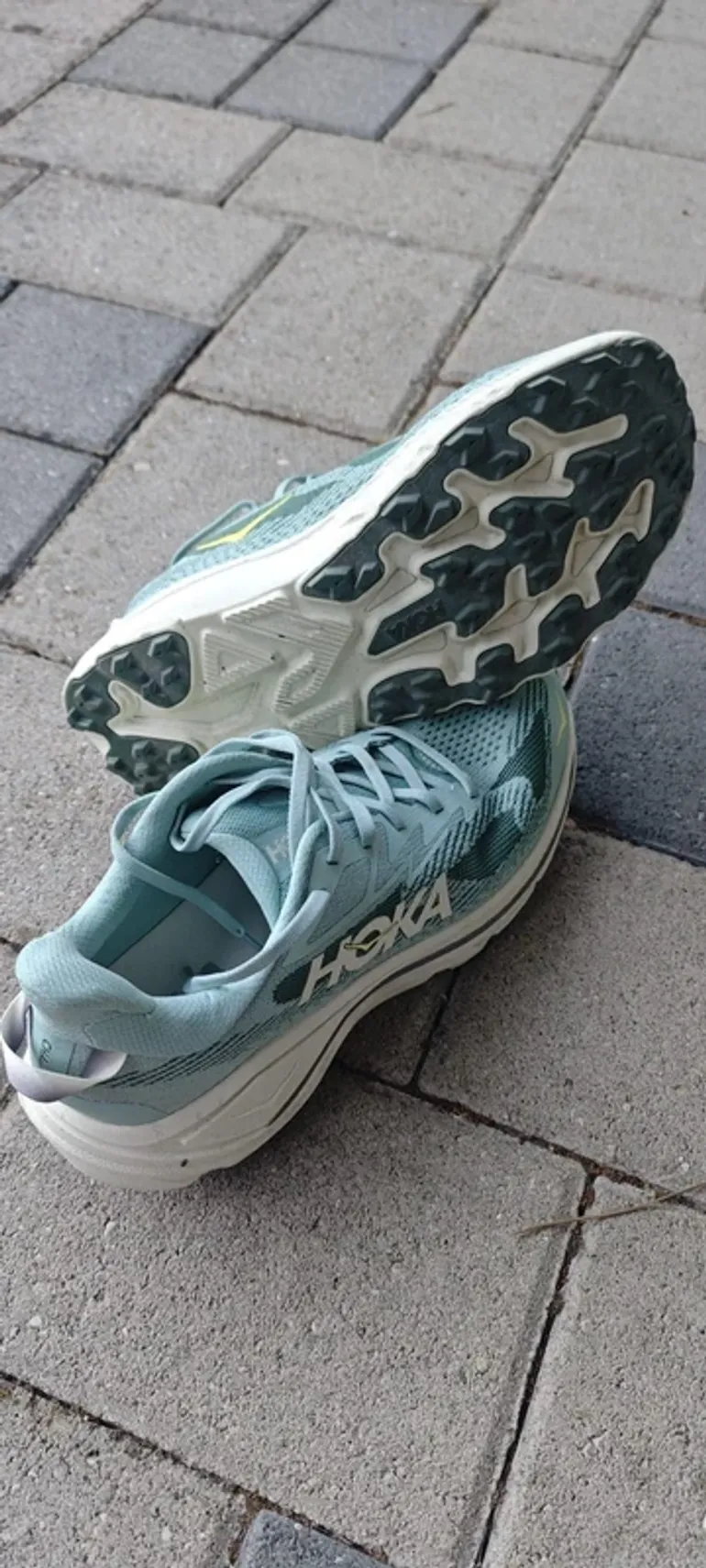 Used Hoka Challenger bike — image 2 of 3