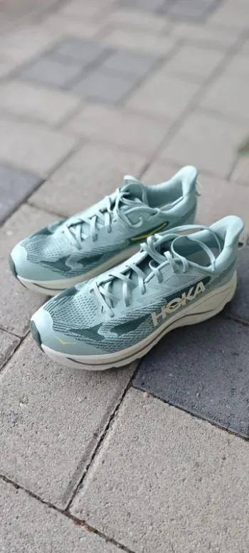 Used Hoka Challenger Running Shoes