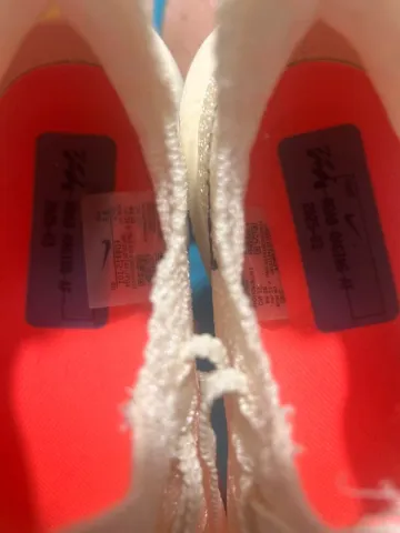 Used Nike Air Zoom Alphafly Next% 3 bike — image 6 of 7