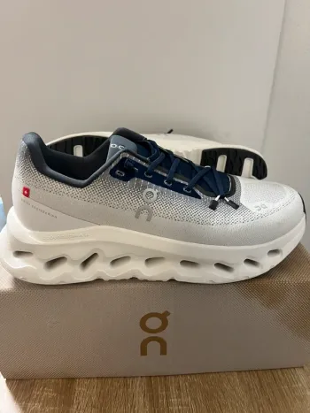 On Running Cloudtilt Running Shoes d'occasion