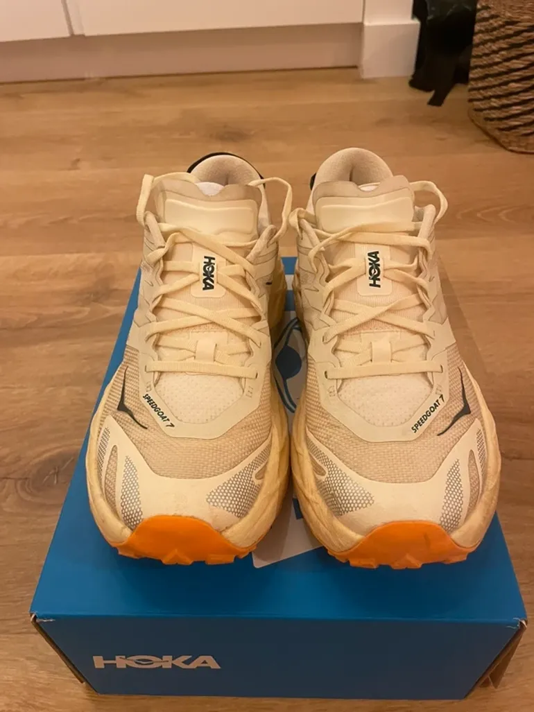 Used Hoka Speedgoat 7 bike — image 3 of 7