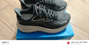 Hoka Clifton bike d'occasion — image 2 sur 7