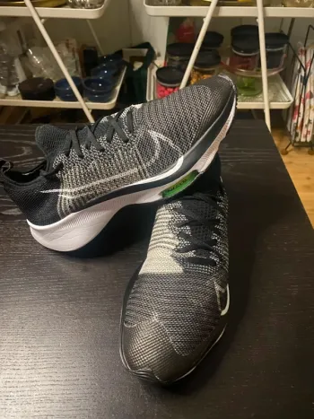 Used Nike Air Zoom Running Shoes
