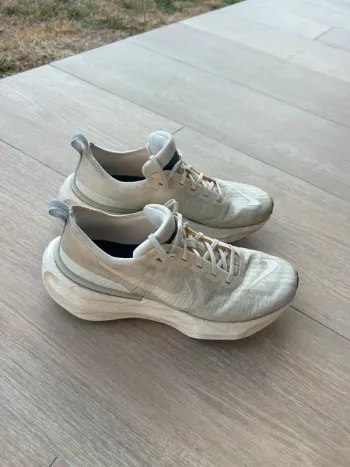 Nike Invincible 3 bike d'occasion — image 2 sur 6