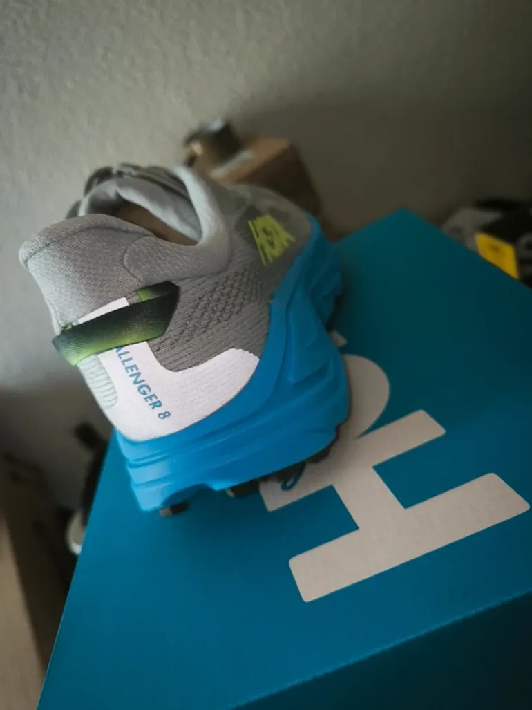 Used Hoka Running Shoes bike — image 2 of 5